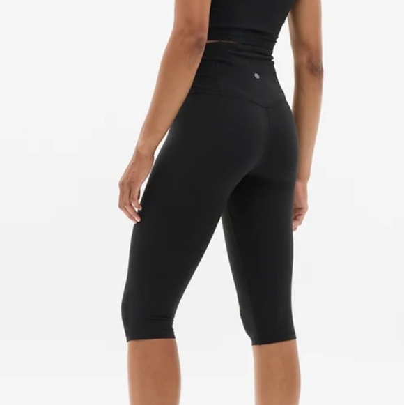 Athleta Pants - Athleta Elation Ultra High Rise Crop